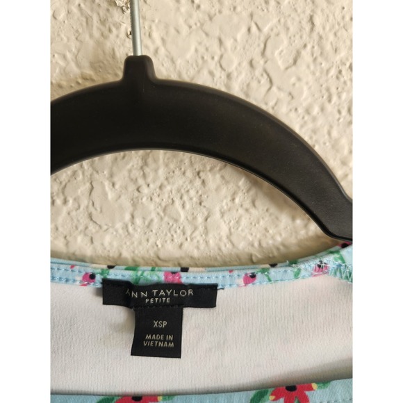 Ann Taylor Womens Flower Short Sleeve Blouse XSP - Picture 4 of 6